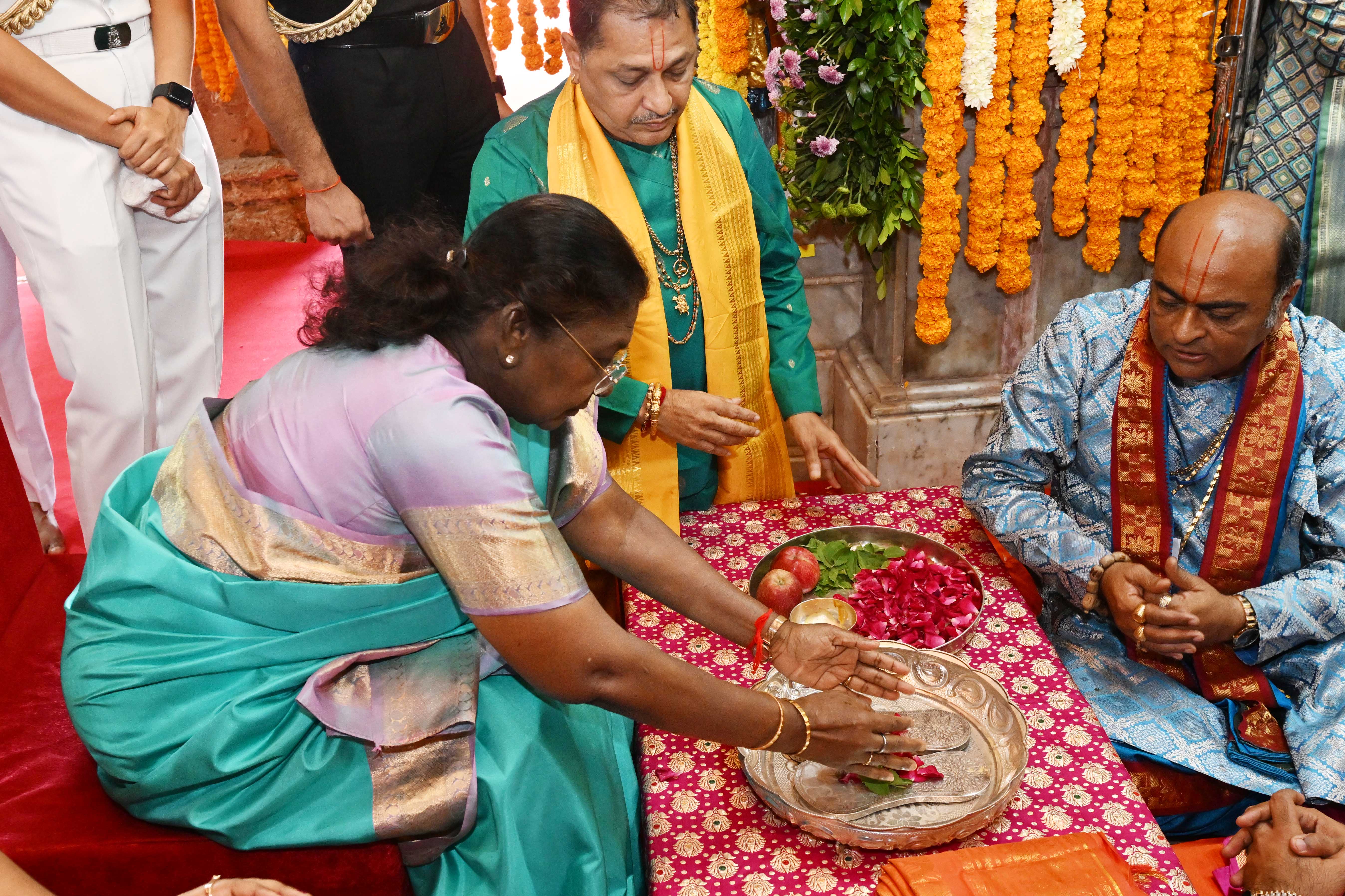 PRESIDENT OF INDIA GRACES CONVOCATION CEREMONY OF GUJARAT VIDYAPITH