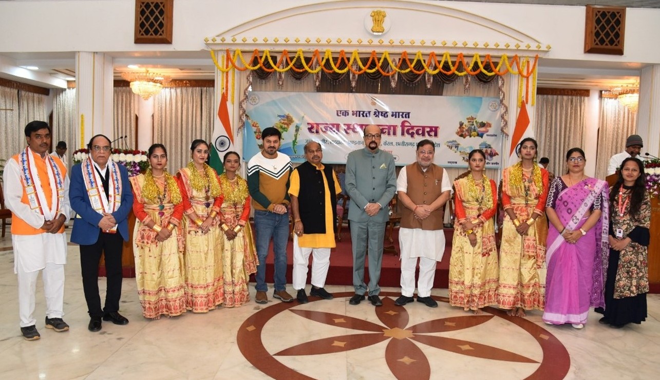 Kalinga University Students presented a Spectacular folk dance of  Andaman & Nicobar Islands at Raj Bhavan, Raipur