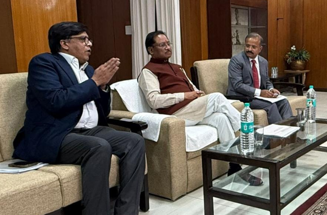 CM Shri Vishnu Deo Sai Reviews Presentation on New ‘Pressure Irrigation Network’ Technology in Madhya Pradesh