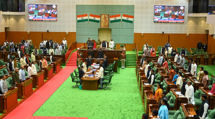 Governor Shri Ramen Deka Addresses the Eighth Session of the Sixth Legislative Assembly of Chhattisgarh