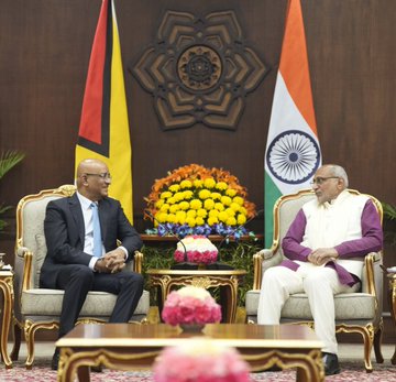 Vice-President of Guyana Calls on Vice-President of India at Uprashtrapati Bhavan