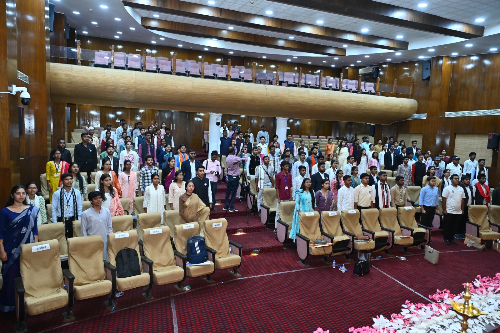 MY Bharat Volunteers Lead Policy Dialogue: Arti Kumari of Bilaspur Secures First Rank at Viksit Bharat Youth Parliament in Chhattisgarh