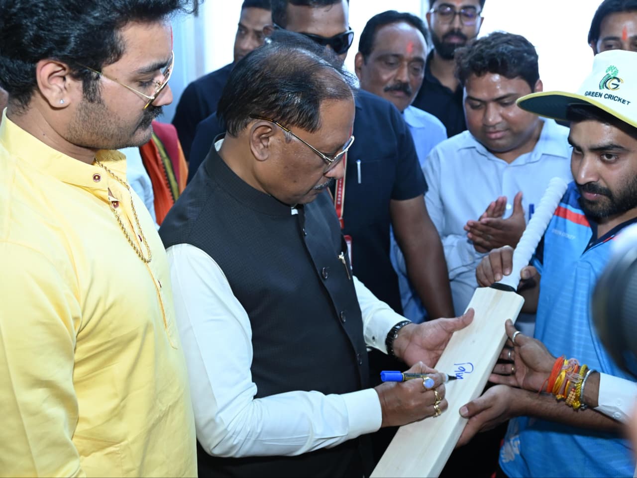 CM Shri Sai inaugurates Basketball Stadium, Cricket Academy and Climbing Wall in Jashpur