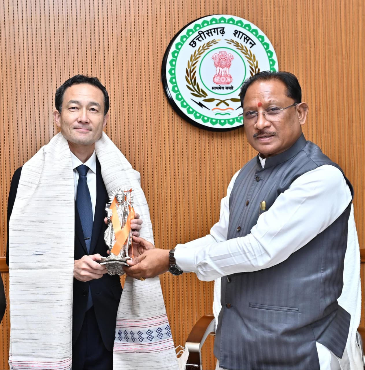 Japan Embassy Minister Calls on CM of Chhattisgarh Vishnu Deo Sai