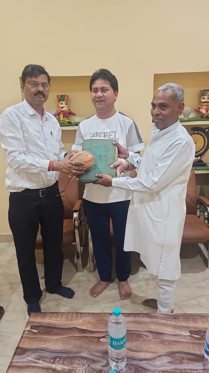 Raipur : Rare 326-year-old handwritten manuscripts documented in Chhattisgarh’s Baloda Bazar-Bhatapara district under Gyan Bharatam National Survey