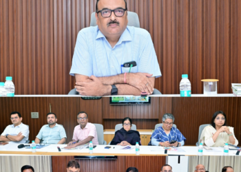 Chhattisgarh Chief Secretary Shri Vikas Sheel Calls for Climate-Resilient Rural Action Plans at Gram Panchayat Level