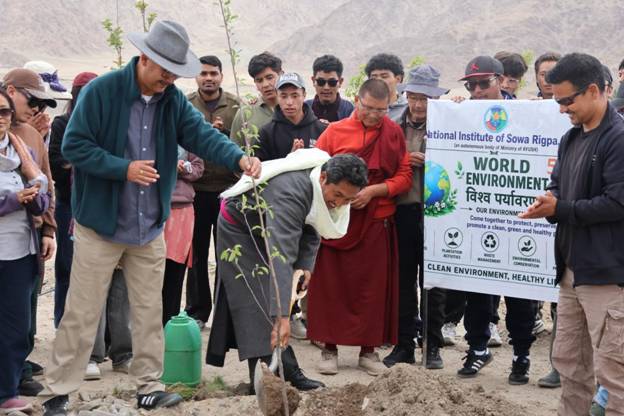 National Institute of Sowa-Rigpa Organizes Plantation and Cleanliness Drive on World Environment Day