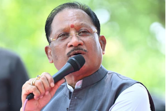 CM Vishnu Deo Sai reaches remote Kondapalli village in Bijapur under Sushasan Tihar, listens to villagers’ grievances