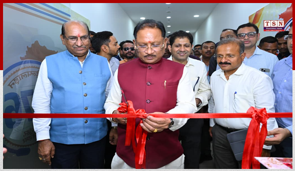 CM Vishnu Deo Sai Reviews CM Helpline and Grievance Management System