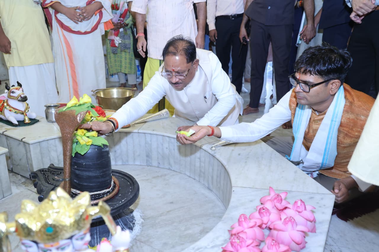 CM Vishnu Deo Sai Performs Jalabhishek at Kailashpati Dham