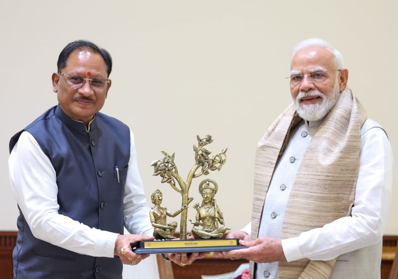 Chhattisgarh Pushes Major Growth Agenda: CM Shri Sai Presents Bastar Growth Blueprint to PM Shri Modi