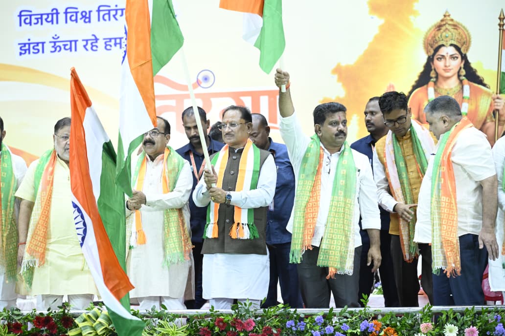 CM Vishnu Deo Sai leads grand ‘Tiranga Yatra’ in Raipur