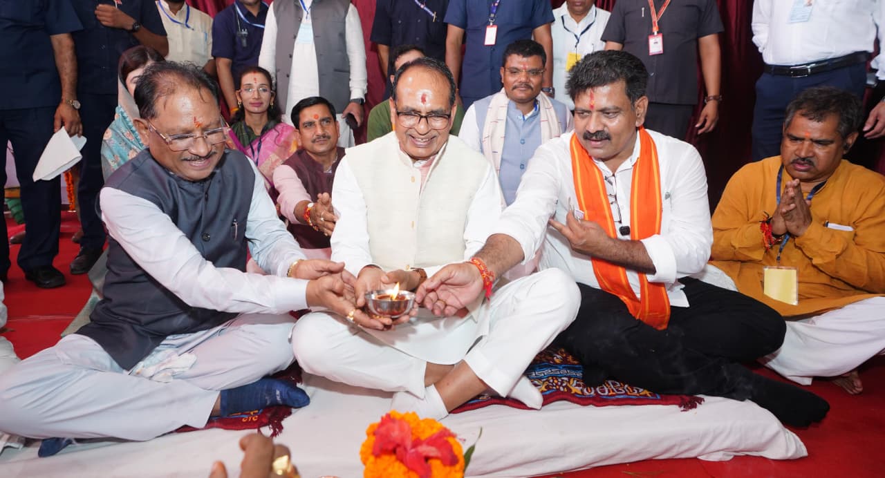 Shivraj Singh Chouhan, CM Vishnu Deo Sai launch and perform bhoomipujan of 38 development projects worth Rs 121.70 crore in Sakti