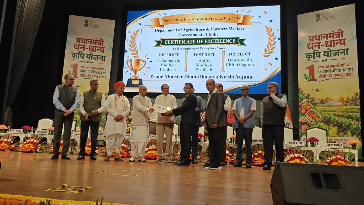 Dantewada Wins National ‘Best District’ Award for Excellence in implementing Pradhan Mantri Krishi Dhan-Dhaanya Yojana